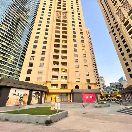Leen Homes-Jbr -Spacious 4 Bedroom Apartment Дубай Екстериор снимка