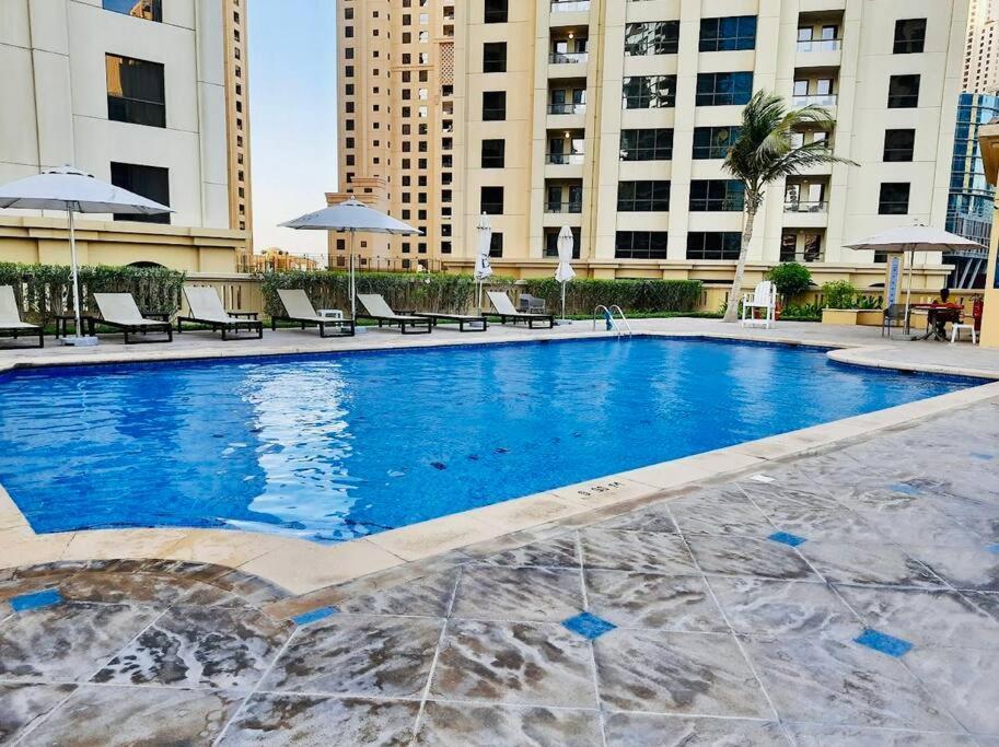 Leen Homes-Jbr -Spacious 4 Bedroom Apartment Дубай Екстериор снимка