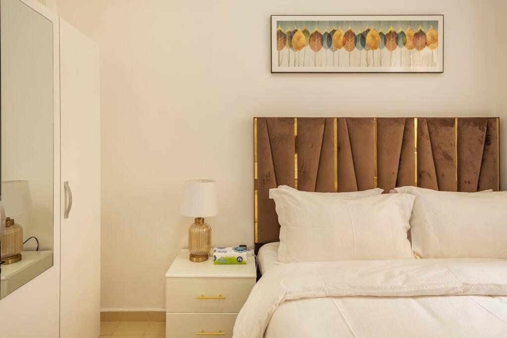 Leen Homes-Jbr -Spacious 4 Bedroom Apartment Дубай Екстериор снимка